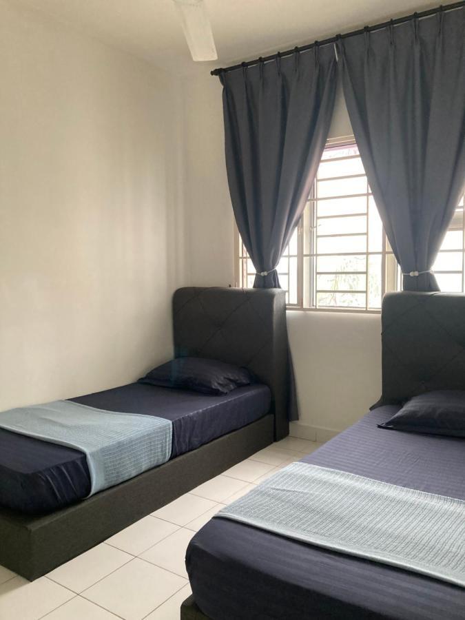 Absyar Homestay Selasih Putrajaya Exterior foto